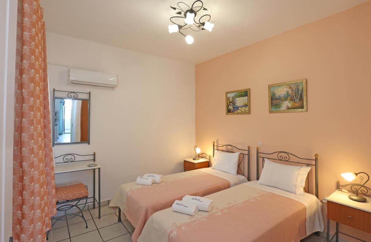 Dias Studios Azolimnos Luaran gambar